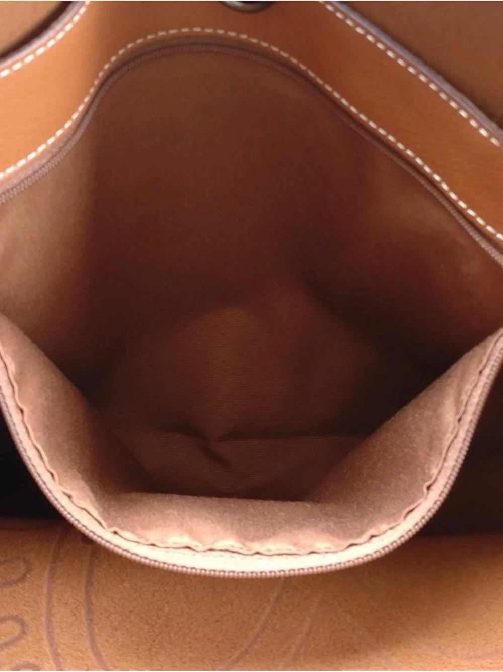Coach Tan Leather Tote with Red Heart Motif - Picture 8 of 11